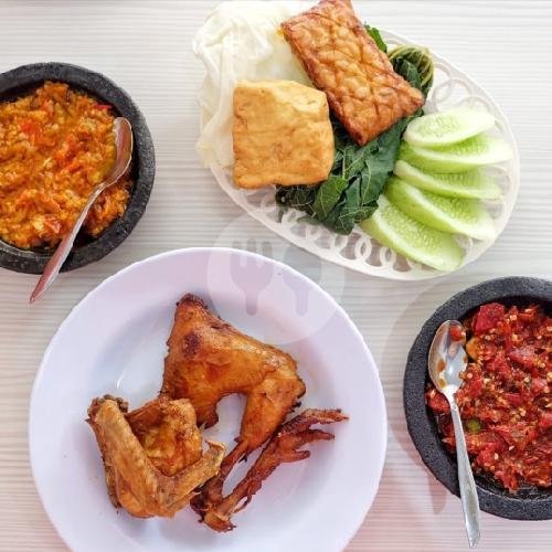 Ayam Goreng Manis menu Ayam Goreng Modern, Abdulrahman