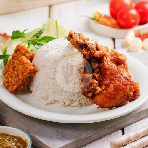 Ayam Kalasan + Nasi menu Lalapan Cak Qodir, Dau