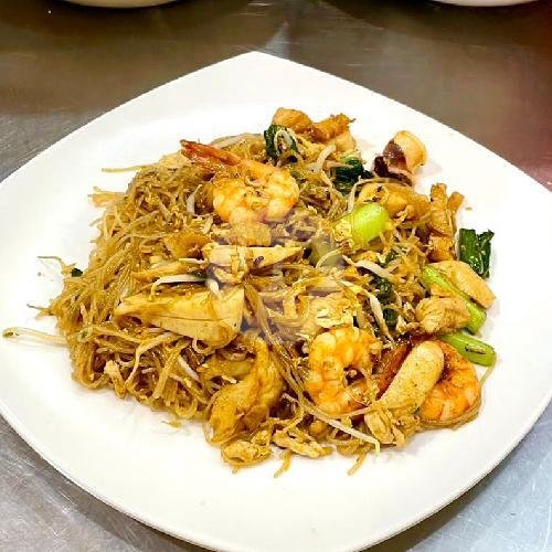 Bihun Goreng Seafood menu Bakso Loncat, Pasar Baru
