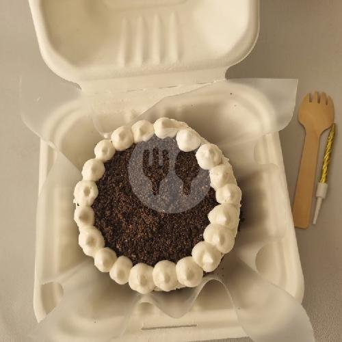 Choco Nuts Croissant menu Nikita Roti And Cake, Kedurus