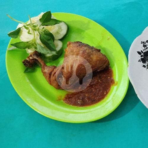 Bebek menu Pecel Lele Maharani, Tuparev