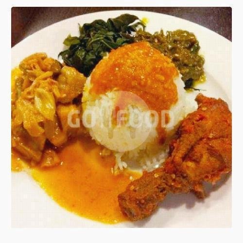 Nasi Ayam Gulai Komplit menu Warung Nasi Padang Kurnia Saiyo, A. H. Nasution