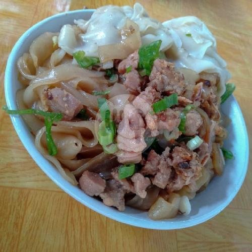 Kwetiau Bakso menu Mie Ayam Bangka Anen, Wibisana Raya
