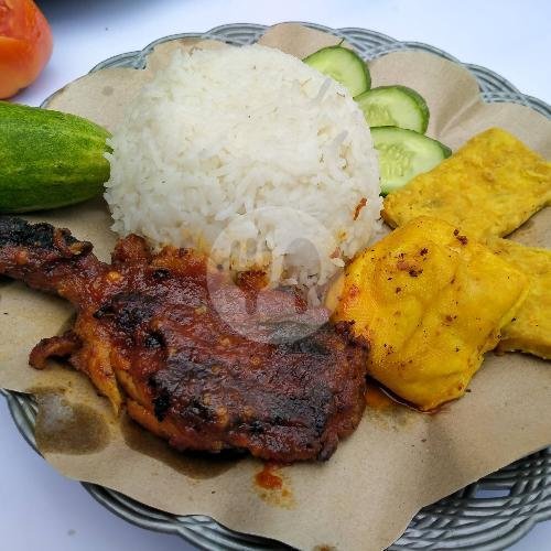 GEPREK MERCON PREMIUM menu AYAM GEPREK HIKAM LEGEND, GARUT KARANGPAWITAN