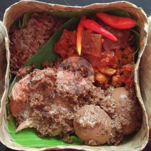 Paket Gudeg Besek Sedang menu Gudeg Kangen Jogja, Waru