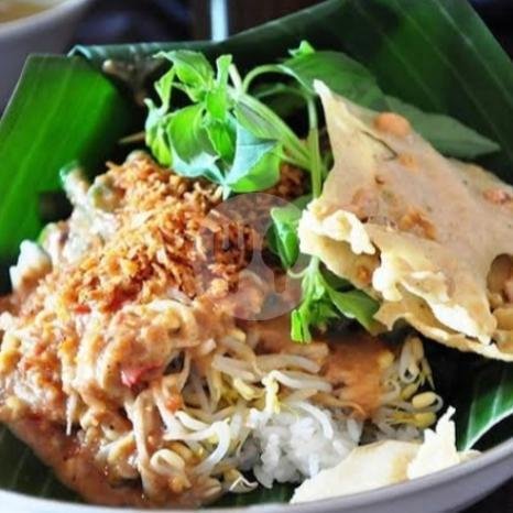 Nasi Pecel Madiun Babat Goreng + Telur + Krp Gendar menu Nasi Pecel Madiun Balqis Food, Danau Limboto