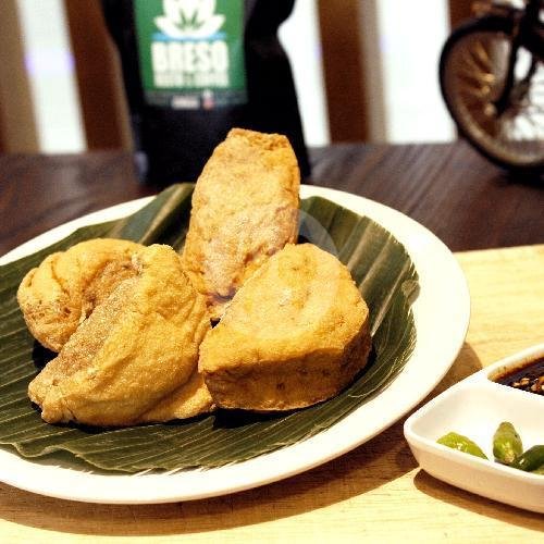 Chicken With Sambal Matah menu Breso Resto & Coffee, Green Pramuka Square