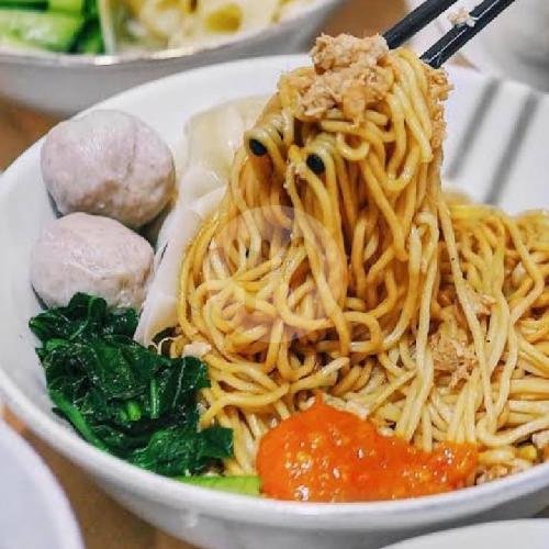 Mie Baso Sari Rasa: Kenangan Manis dan Rasa Autentik di Tasikmalaya