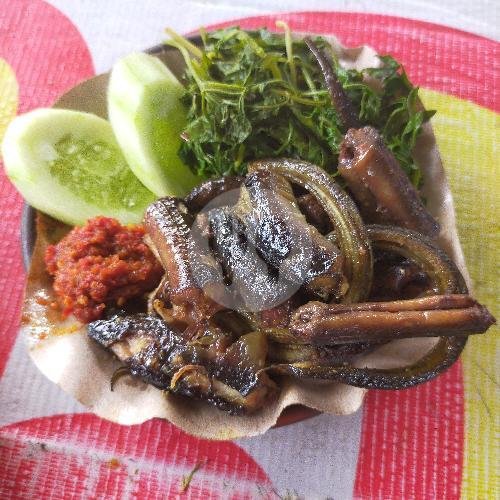 Sego Kutok menu Sambel Belut Dan Wader Kali, Wiyoro Kidul