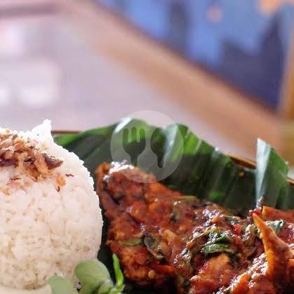 Nasi Dada Jumbo Goreng Gratis Teh Pucuk menu Rawon & Geprek Tahu Jumbo Hj. Sri Yati, Dinoyo