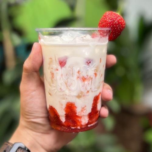 Korean STRAWBERRY Milkshake menu Huko Bowl, KHZ Mustofa