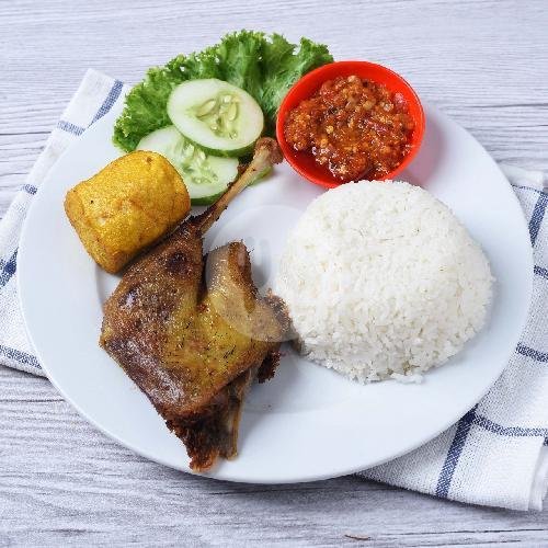 Review Bebek Salero Cimindi: Surga Kuliner Bebek Bakar di Bandung