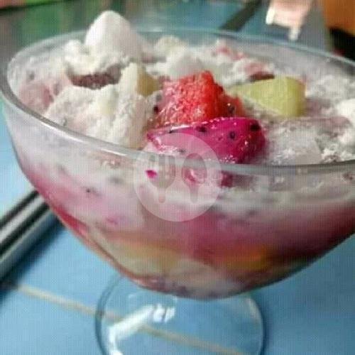 Review Menarik Salad Buah Zaidan Kalangsari: Pengalaman Makan yang Tak Terlupakan