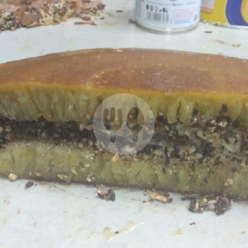 Review Martabak Bangka 71: Pengalaman Makan yang Tak Terlupakan di Pademangan Barat