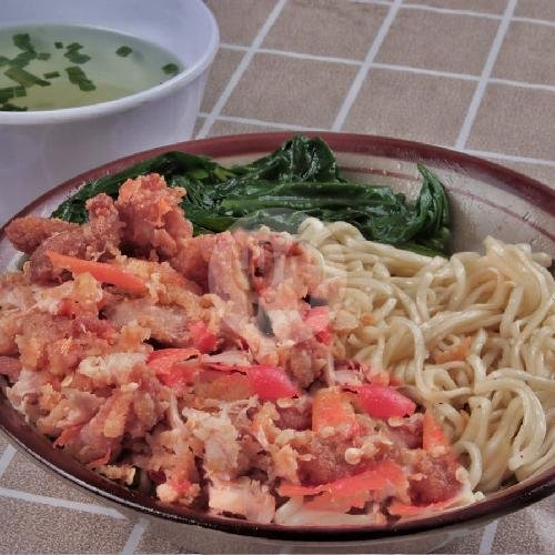 Yammie Geprek menu Papao Bakpao, Lempongsari Raya
