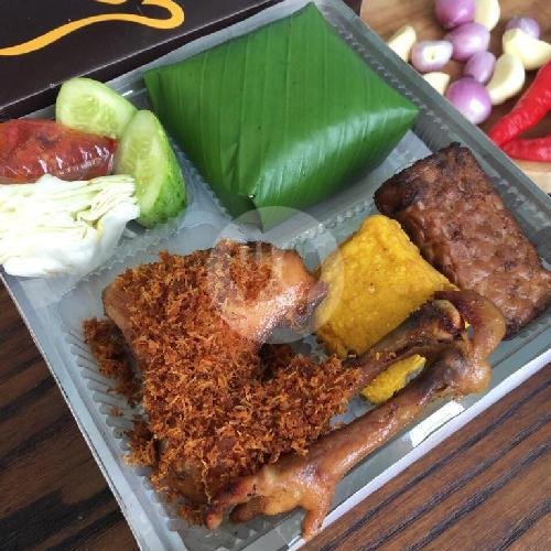 Daging Rendang menu Ayam Berkah, Cijerah