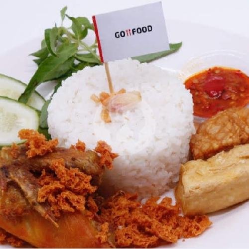 Paket Ayam Dada Goreng menu Ayam Serundeng Ibu Azka, Setiabudi