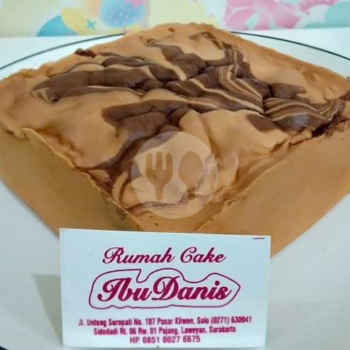 Lapis Serut Coklat menu Rumah Cake Ibu Danis, Pasar Kliwon