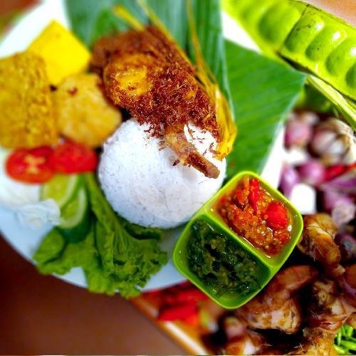 Paket Ayam Rempah Perkedel Jagung menu Rempah Bumi Nasi & Ayam, Jatinangor