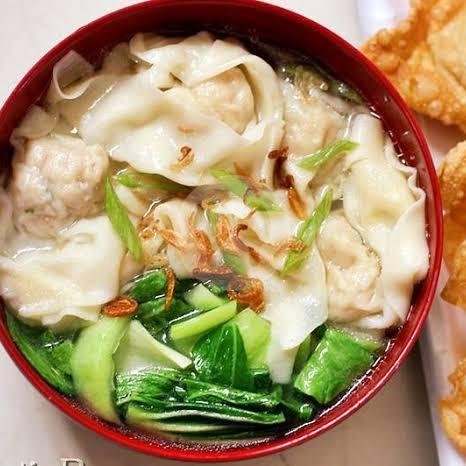 Mie Ayam + Pangsit Basah + Pangsit Kering + Sayuran + Kuah + Sambal menu Mie Ayam Dapur Sragen, Kemayoran