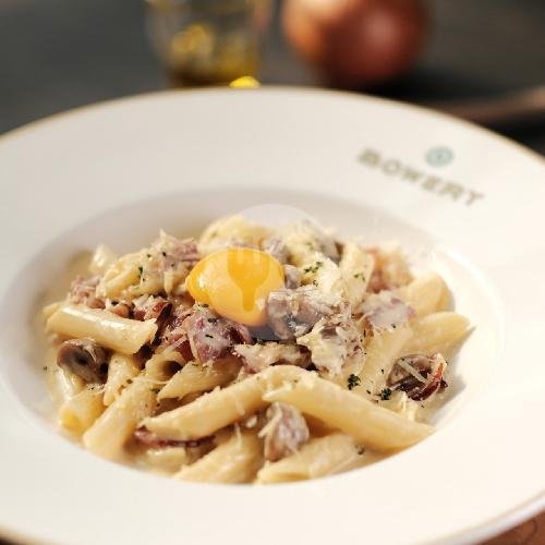 Penne Carbonara menu Bowery, Ahmad Yani