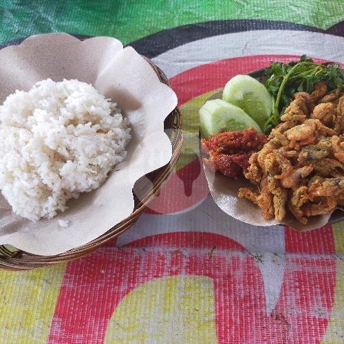 Sego Udang Kali+ Sambel + Lalapan menu Sambel Belut Dan Wader Kali, Wiyoro Kidul