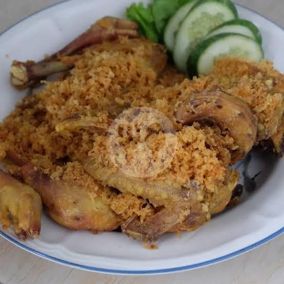 Review Ayam Goreng dan Bebek Kremes Echo: Surga Kuliner di Mojosongo, Solo