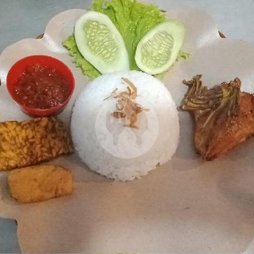 Ayam Bali + Nasi menu Ayam Bali Cabang Pasar Baru, Pauh