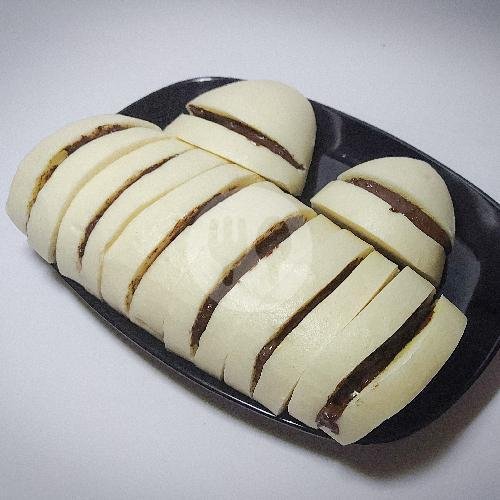 Original - Tiramisu Crunchy menu Paws Roti Kukus Srikaya, Jogja