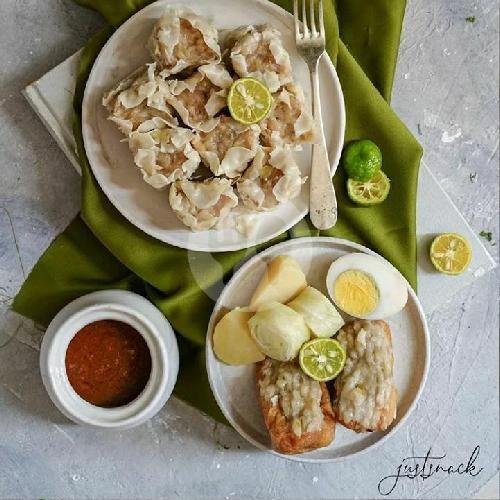Siomay Goreng menu Just Snack, Gajahmungkur