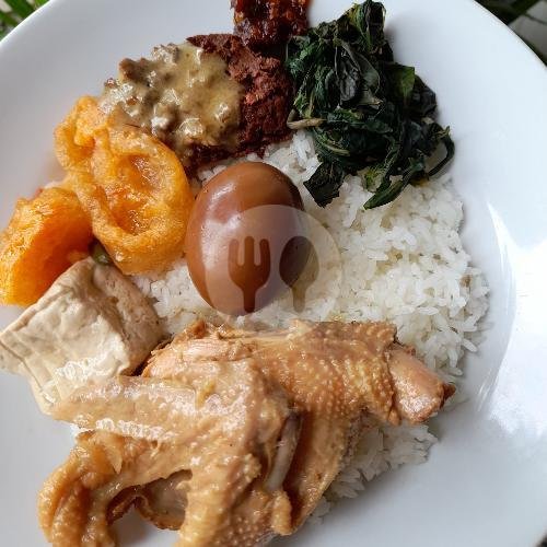 Tempe Bacem menu Gudeg Yu Nap, Gunung Batu