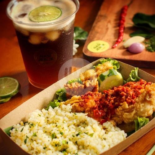 Paket Bundling Nasi Jeruk Ayam Crispy + Minuman menu Nasi Jeruk Alani, Dau, Sumbersekar