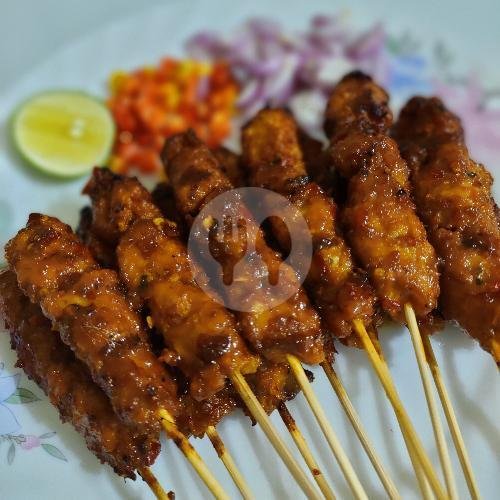 Sosis Babi menu Pork House 1719, Mulyosari