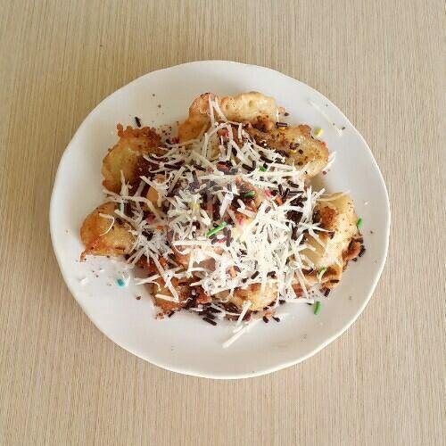 Es Temulawak-kunir Putih-jahe menu Kedai Sanga, Jemursari