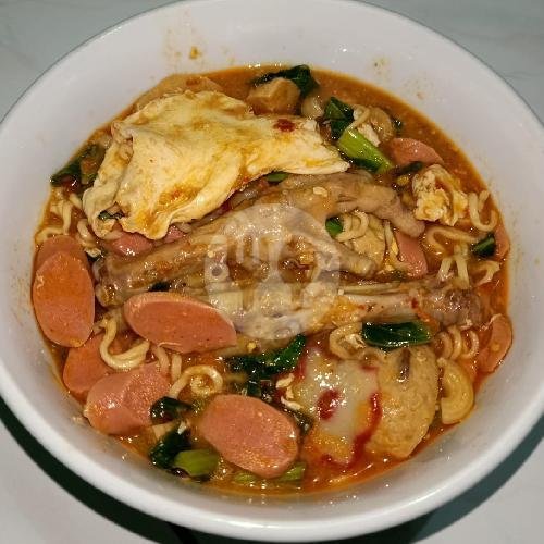 Seblak Ceker Huu Haah Istimewa Plus Telur menu Ceker Huu Haah, Gajahmada