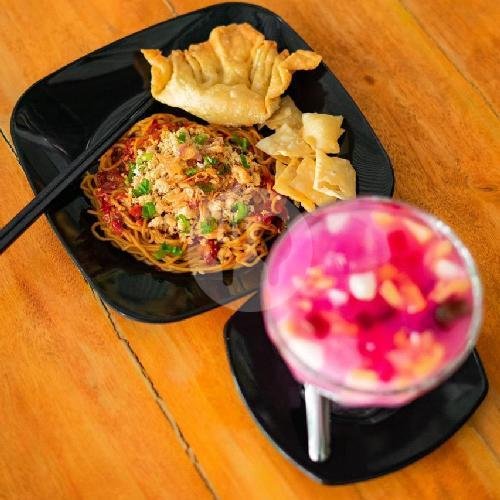 Mie Remen Sragi: Brunch Seru dengan Harga Terjangkau di Tegalontar