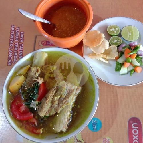 Sop Kaki Sapi menu Soto Betawi Bang Ririn, Kramat Asem