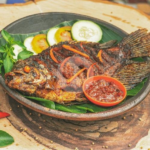 Dadar Jagung menu Ayam Goreng Mbok Berek Garden Jogja, Magelang