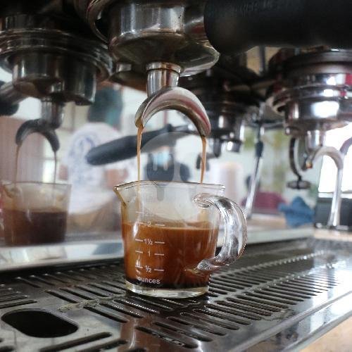 Berry Milky menu Capslock Coffee, Sleman