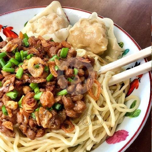 Review Depot Gentong Mas: Tempat Makan Enak di Surabaya yang Cozy dan Instagrammable