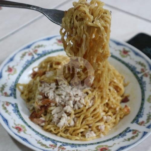 Mie Ayam Jumbo menu Mi YabeS (Mie Ayam Bervariasi Sehat), Ngemplak