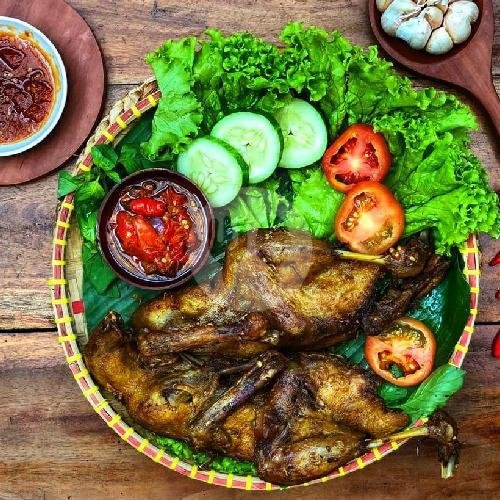 Bebek Satu Ekor menu Bebeke Om Aris, Ciumbuleuit