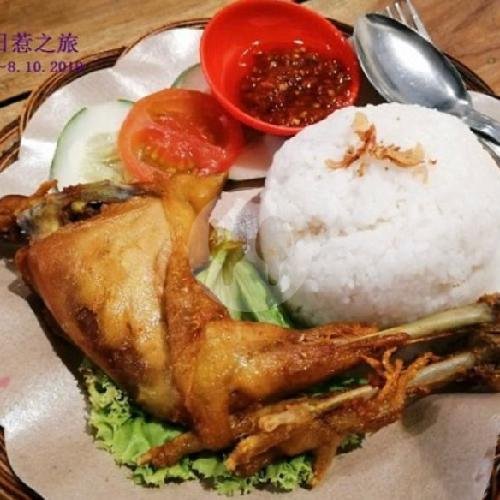 Paket Ayam Kampung Paha Bakar/goreng menu Nasi Uduk 79 Tiyan Jaya Mangkuyudan, Mangkuyudan