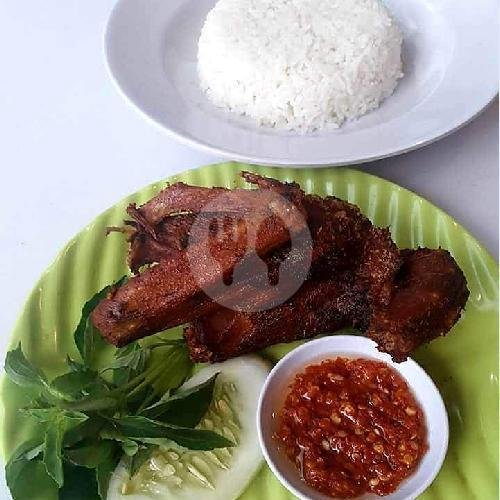 Sayap Goreng menu Waroeng Calabay Lalapan Sambel Ijo, Jalan Jawa