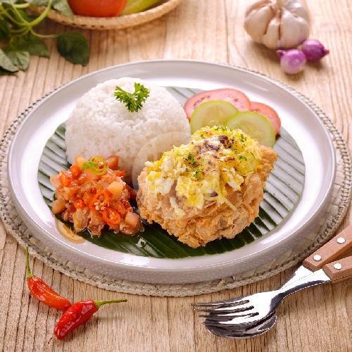 Ayam Goreng Saheab menu Ayam Geprek Warunk Nuri, Melong Raya