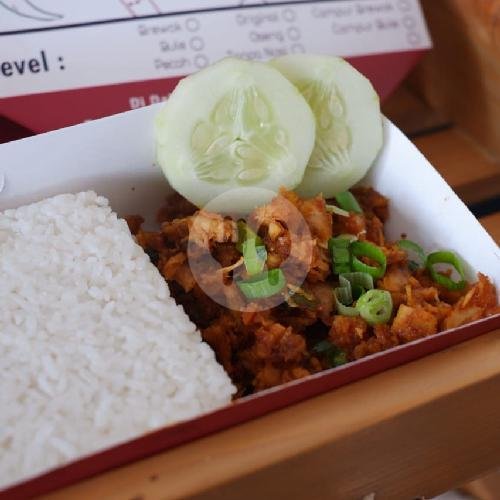 Ayam Geprek Sambel Pecah + Nasi menu Ayam Geprek Sambel Brewok, Pujasera Tusam