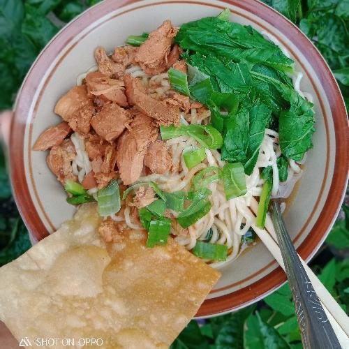 Mie Ayam Ceker menu Bakso dan Mie Ayam Nugroho, Wahid Hasyim