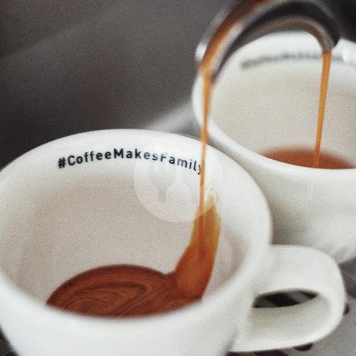 Review Menarik tentang Halo Kopi Ngagel Jaya Selatan: Tempat Ngopi Cozy di Surabaya