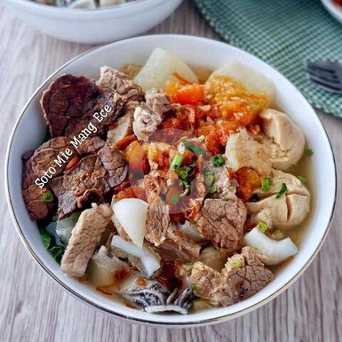 Yamien Manis Komplit menu Soto Mie & Mie Kocok Mang Ece, Sukabumi