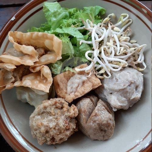 Tahu menu Bakso Cak Nono Dinoyo, Cak Nono